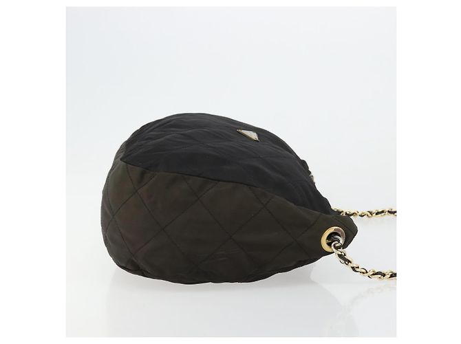 Borsa a spalla con catena Prada in nylon nero e oro Auth bs34879A D'oro - vista 3