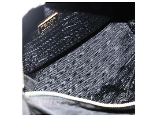 Borsa Tote a Catena Prada Nylon Nero Oro Auth 178129 D'oro - vista 11