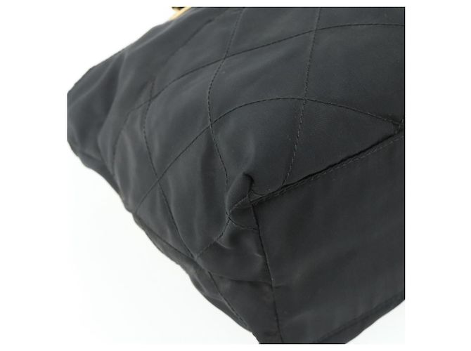Borsa Tote a Catena Prada Nylon Nero Oro Auth 178129 D'oro - vista 14