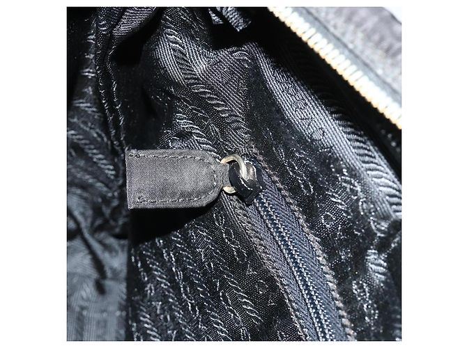 Borsa Tote a Catena Prada Nylon Nero Oro Auth 178129 D'oro - vista 22