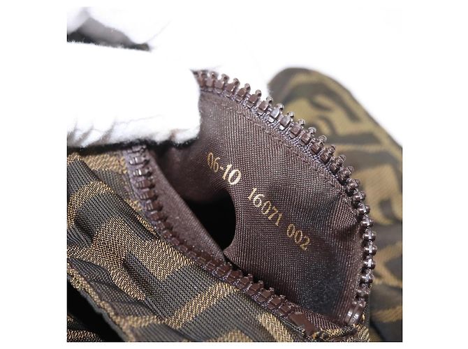 Borsa a Spalla in Tela Zucca FENDI Nera e Marrone Auth 178582 Nero - vista 12