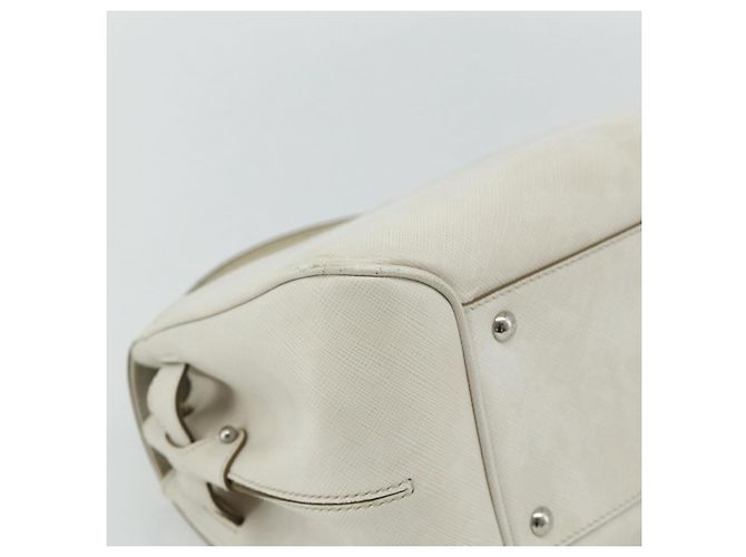 Borsa a mano Gancini in pelle bianca e argento di Salvatore Ferragamo Auth 177310A Bianco - vista 13