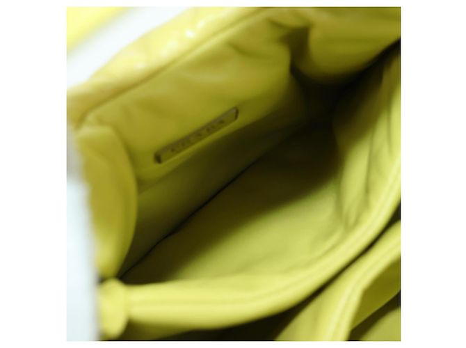 PRADA Bolso de Mano de Cuero 2 en 1 Amarillo Plata Auth 177165SAM - vista 11