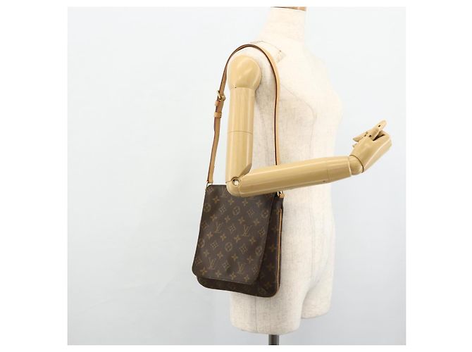 LOUIS VUITTON Borsa a Spalla Corto Monogram Musette Salsa M51258 LV Auth ka4170V Monogramma - vista 21