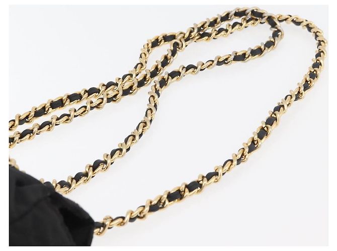 Borsa a Spalla con Catena PRADA in Nylon Nero e Oro Auth bs34842 D'oro - vista 14