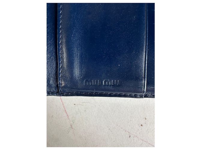 Carteira compacta vintage Miu Miu em couro croco azul - vista 4