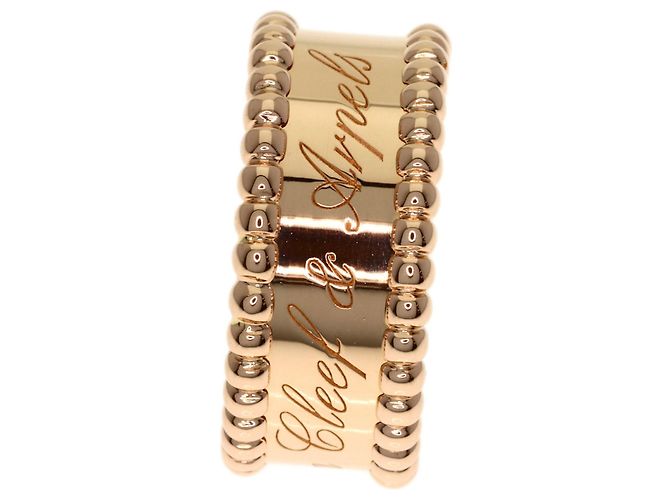 Bague Perlee Signature Medium de Van Cleef & Arpels - vue 7