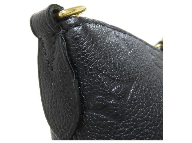 Borsa Louis Vuitton M12930 Boulogne PM Nero - vista 10