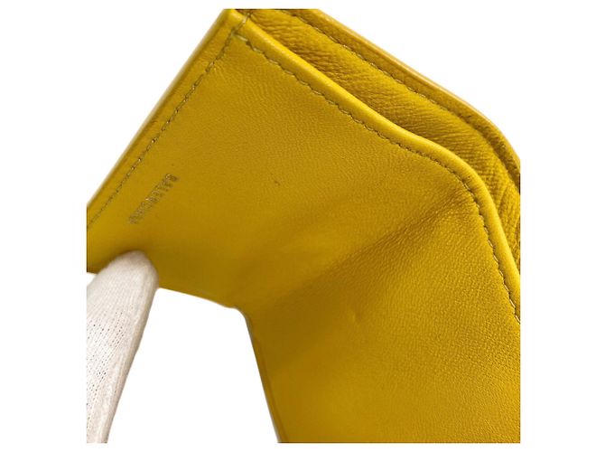 Portefeuille pliable en cuir jaune Balenciaga - vue 10