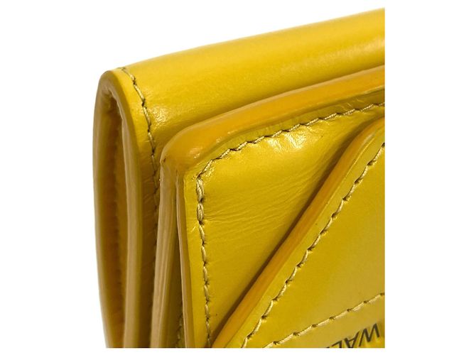 Portefeuille pliable en cuir jaune Balenciaga - vue 19