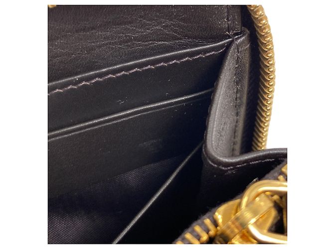 Cartera larga de cuero con relieve Miu Miu Negro - vista 10
