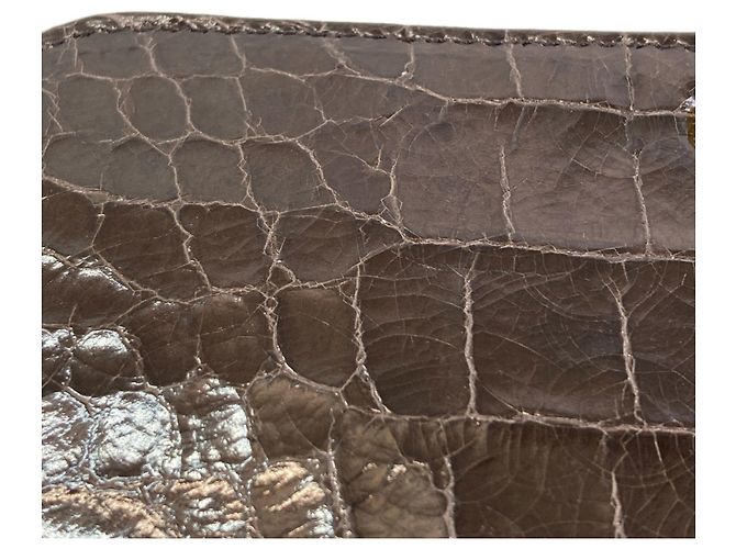 Cartera larga de cuero con relieve Miu Miu Negro - vista 16