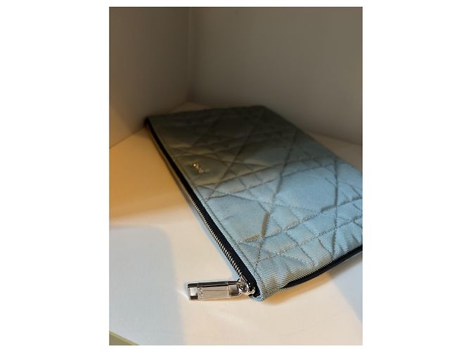Clutch Christian Dior Cannage in Denim Blu chiaro - vista 3