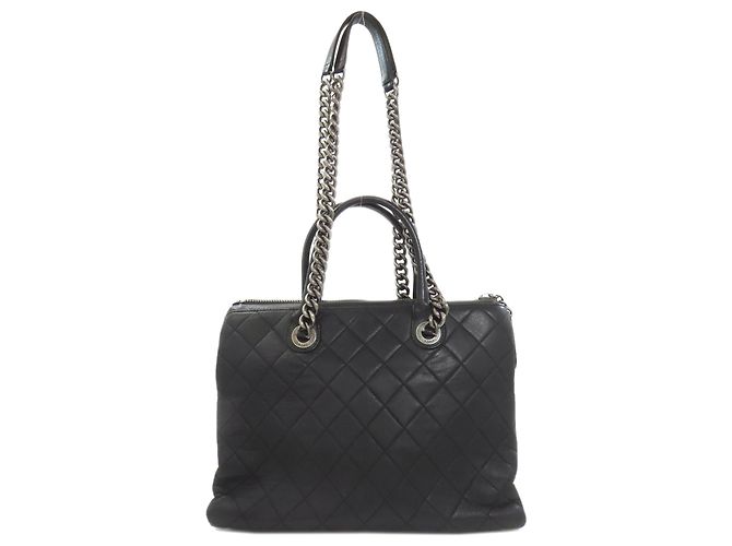 Chanel Matelassé 2-Way Tote Bag Black - view 2