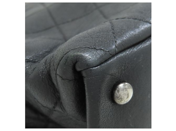 Chanel Matelassé 2-Way Tote Bag Black - view 28