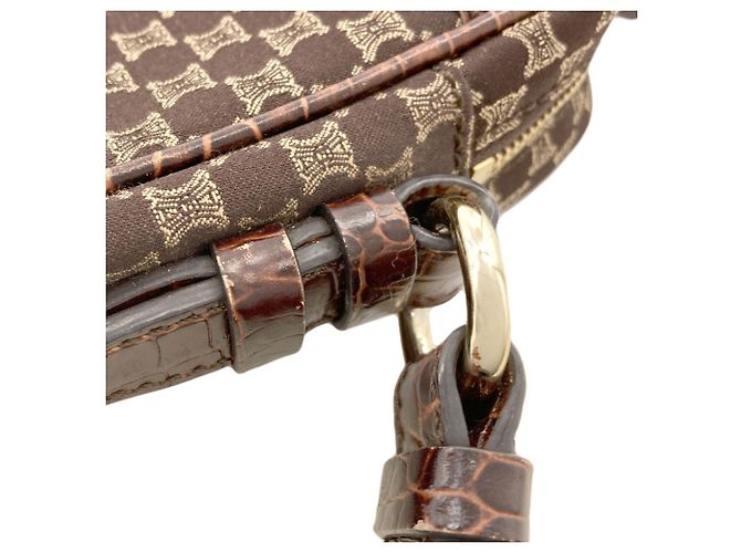 Céline Celine Schultertasche aus Canvas mit Macadam-Muster Braun - Ansicht 11