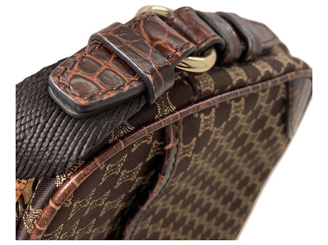 Céline Celine Schultertasche aus Canvas mit Macadam-Muster Braun - Ansicht 15