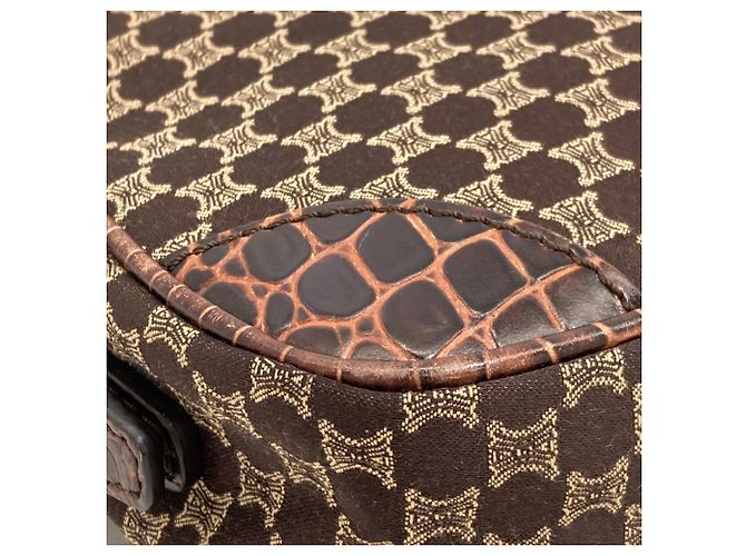 Céline Celine Schultertasche aus Canvas mit Macadam-Muster Braun - Ansicht 19