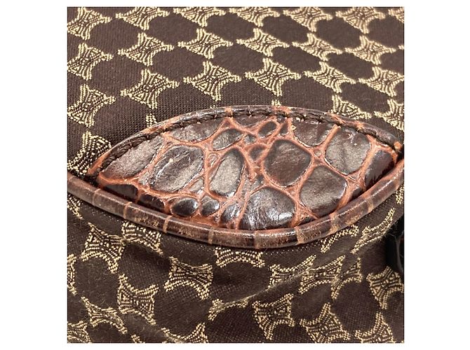 Céline Celine Schultertasche aus Canvas mit Macadam-Muster Braun - Ansicht 20