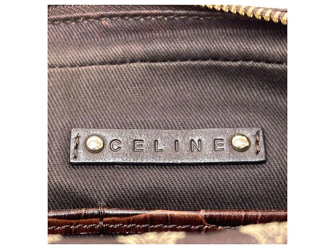 Céline Celine Schultertasche aus Canvas mit Macadam-Muster Braun - Ansicht 6