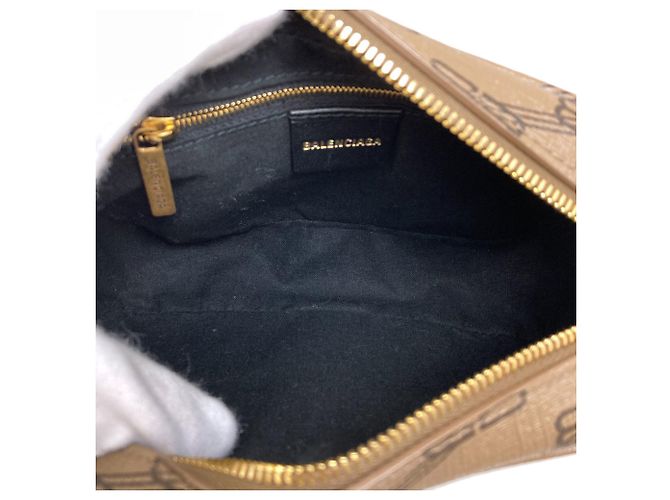 Bolsa de Ombro Balenciaga 702701 BB Monogram - vista 5