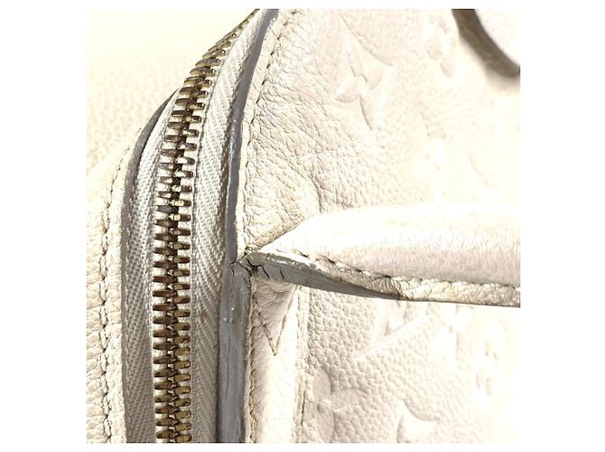 Borsa Tote Louis Vuitton Monogram Empreinte Mare MM Bianco - vista 9