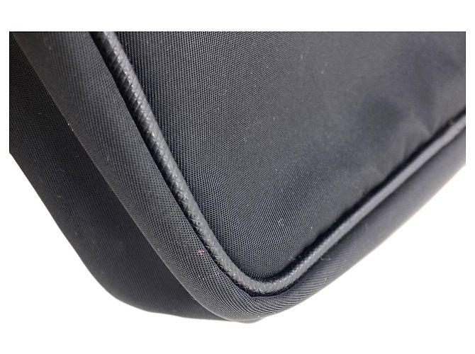 Borsa a tracolla in nylon nero con logo Prada - vista 14
