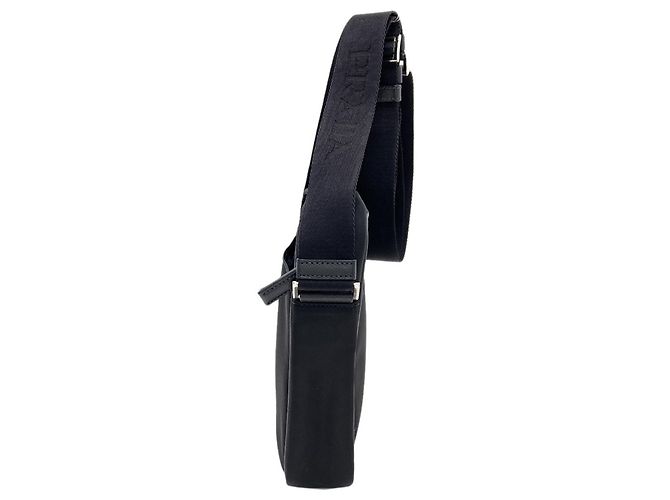 Borsa a tracolla in nylon nero con logo Prada - vista 3