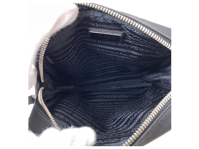 Borsa a tracolla in nylon nero con logo Prada - vista 5