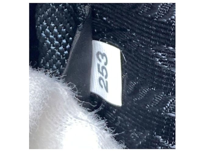 Borsa a tracolla in nylon nero con logo Prada - vista 8