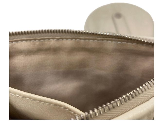 Borsa a tracolla in pelle di vitello matelassé Miu Miu Bianco - vista 11