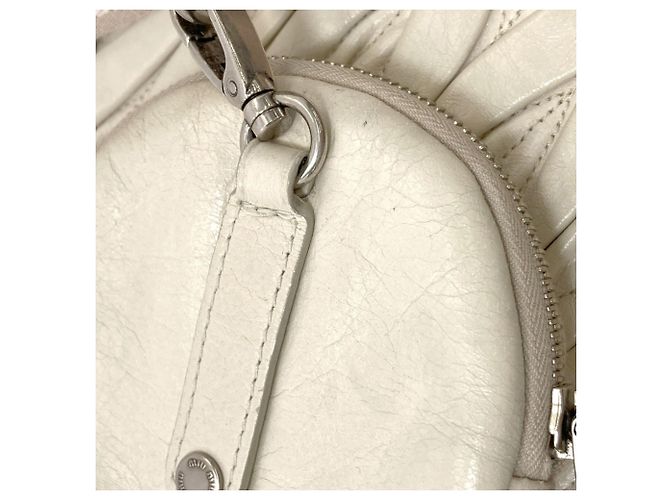 Borsa a tracolla in pelle di vitello matelassé Miu Miu Bianco - vista 17