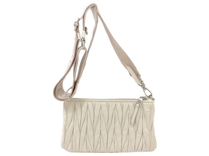 Borsa a tracolla in pelle di vitello matelassé Miu Miu Bianco - vista 2