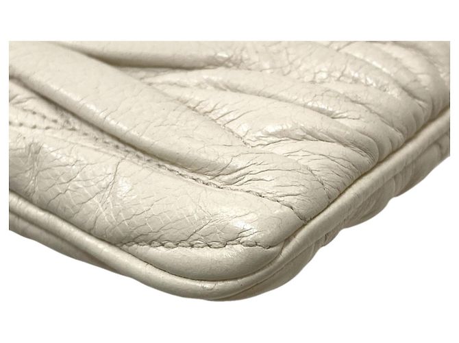 Borsa a tracolla in pelle di vitello matelassé Miu Miu Bianco - vista 20