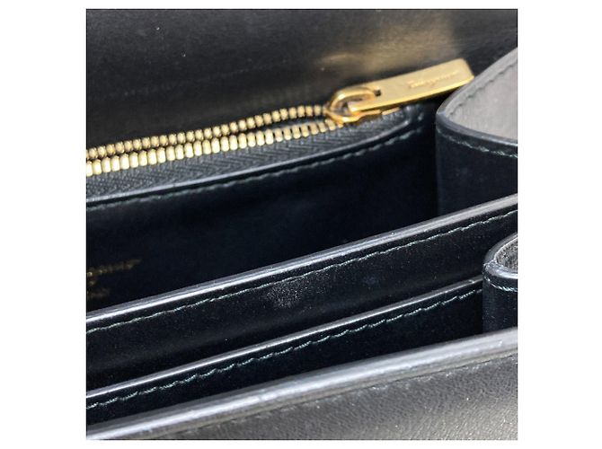Borsa a tracolla lunga Salvatore Ferragamo Gancini Hardware Nero - vista 10