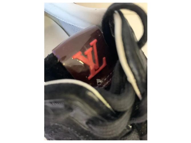Louis Vuitton Sneakers Run Away Nero - vista 9