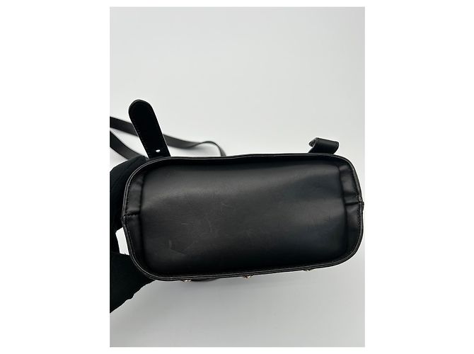 Salvatore Ferragamo Gancini Leder-Rucksack - Schwarz - Ansicht 10