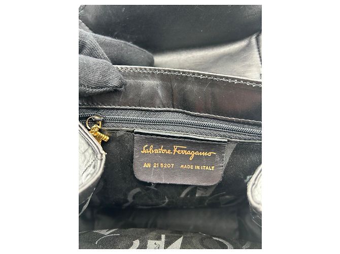 Salvatore Ferragamo Gancini Leder-Rucksack - Schwarz - Ansicht 6