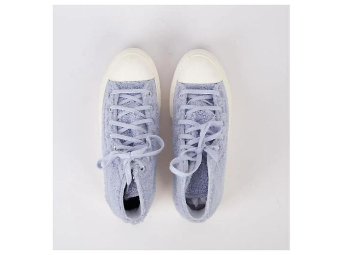Converse High-Top Sneaker aus Shearling - Hellblau - Ansicht 3
