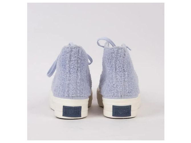 Converse High-Top Sneaker aus Shearling - Hellblau - Ansicht 4
