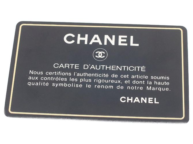Chanel A01165 Borsa a Spalla Diana 25 in Pelle di Agnello Nera con Hardware Oro Nero - vista 10