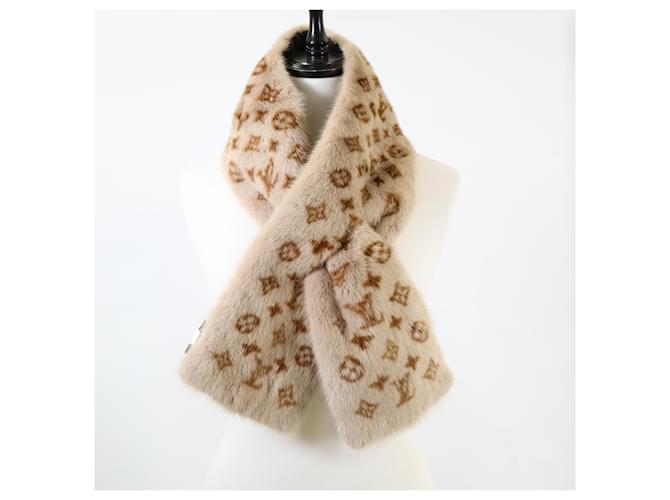 Sciarpa Tippet in visone Monogram Louis Vuitton Beige - vista 11