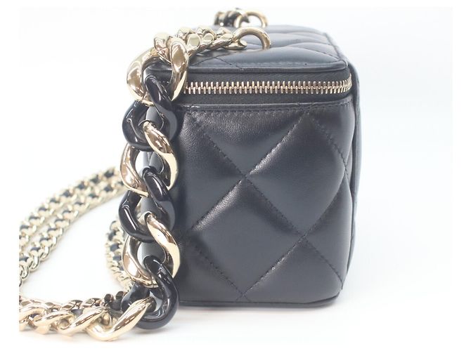 Borsa a tracolla Chanel in agnello nero - vista 2
