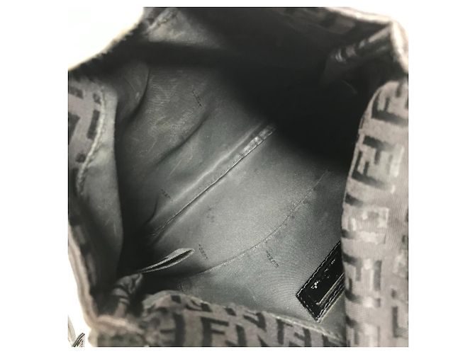 Borsa a tracolla Fendi Zucchino Logo Nero - vista 13