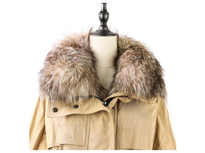 Moncler LAGOPEDE Fox Fur Down Coat Beige - view 5