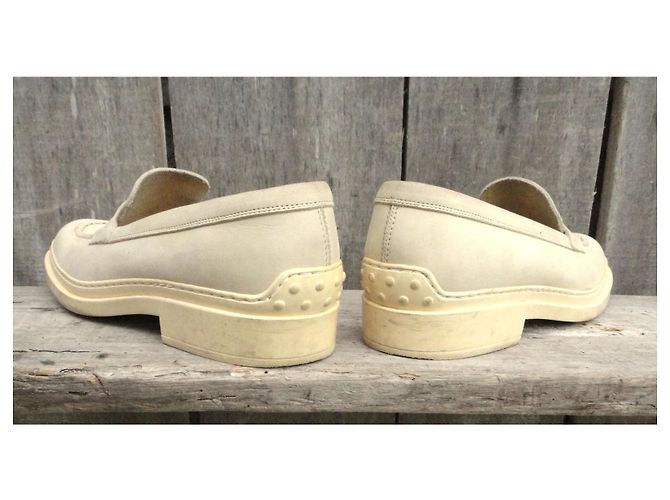 Mocassini Tod's in pelle crema - vista 5