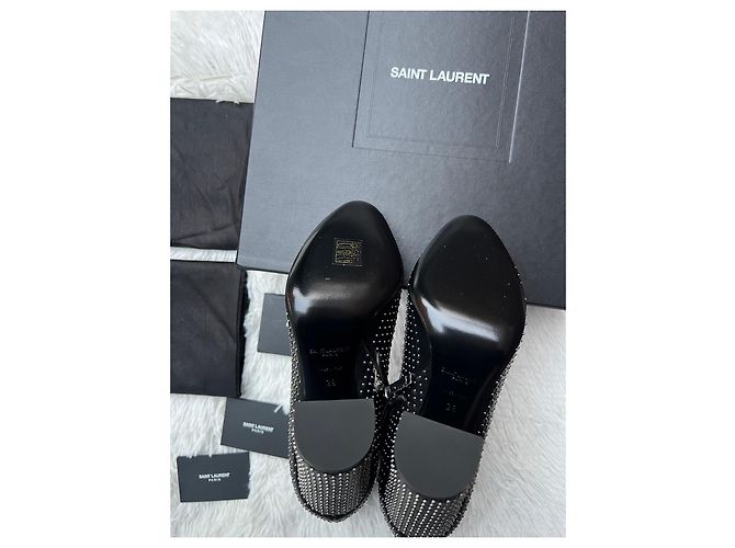 Stivaletti in pelle Saint Laurent con borchie Nero - vista 10