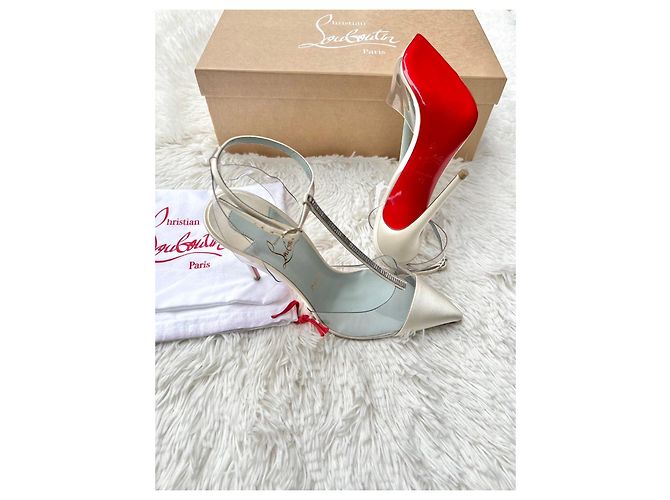 Sandali Christian Louboutin in raso bianco e PVC - vista 12