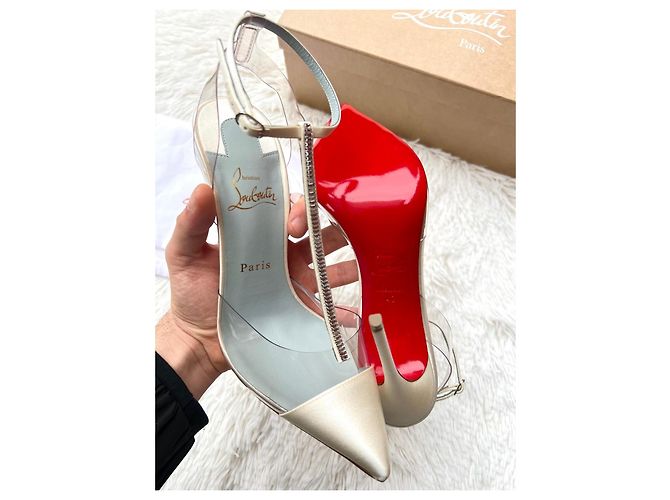 Sandali Christian Louboutin in raso bianco e PVC - vista 7