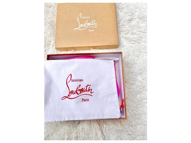 Christian Louboutin Décolleté in Camoscio Rosa e Mesh - vista 14